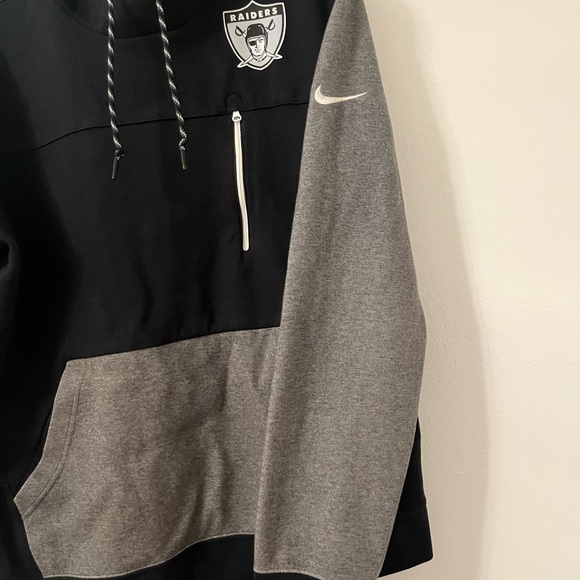 Nike NFL Las Vegas Raiders Hoodie Gray/Black - Picture 5 of 14
